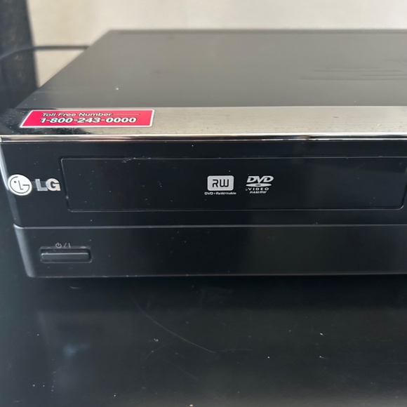 LG RC897T DVD Recorder/ VCR Recorder. Excellent condition - Picture 7 of 16